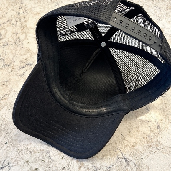 Lovers & Friends Black and Blue Hat - Picture 7 of 8